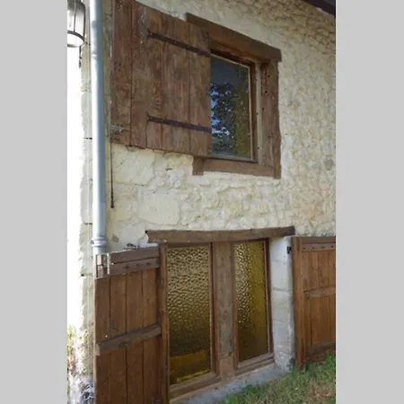 Feriehus Maison Ancienne En Pierres, Beaucoup De Cachet *