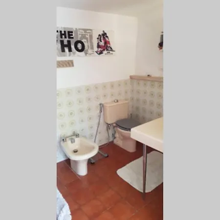 Maison Ancienne En Pierres, Beaucoup De Cachet Feriehus