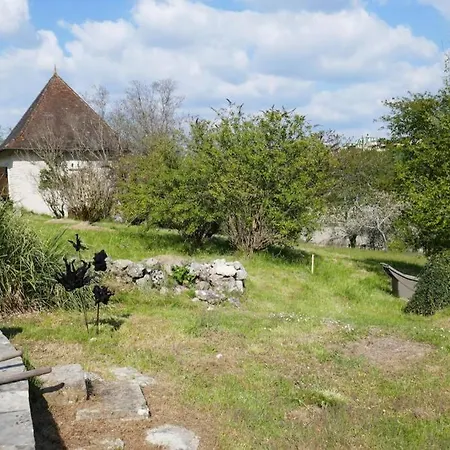 Feriehus Maison Ancienne En Pierres, Beaucoup De Cachet Celles (Dordogne)