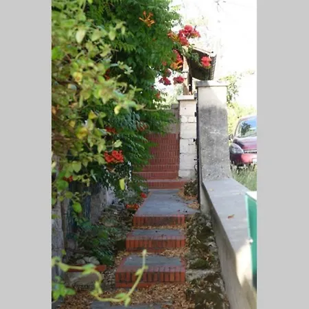 Maison Ancienne En Pierres, Beaucoup De Cachet Feriehus